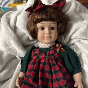 1991 Brinn Porcelain Doll Missing one Show